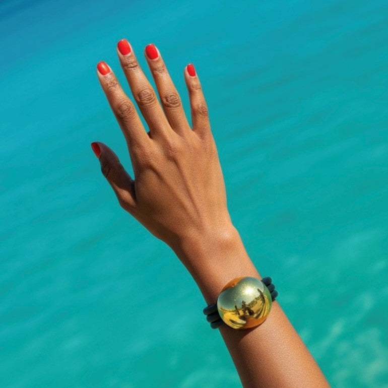 Button Bracelet