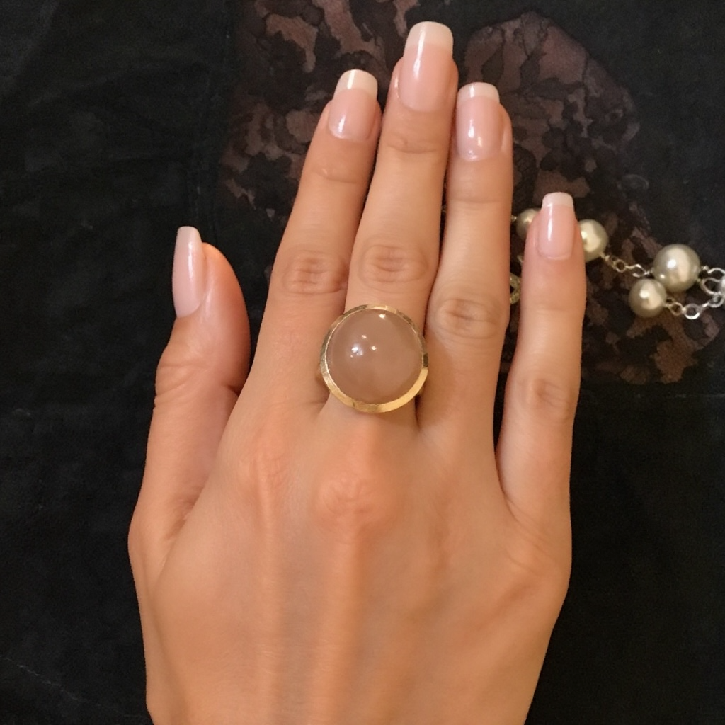 Sphere ring